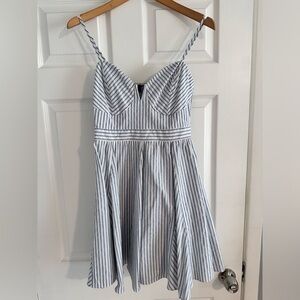 Beautiful blue and white striped dress, size large